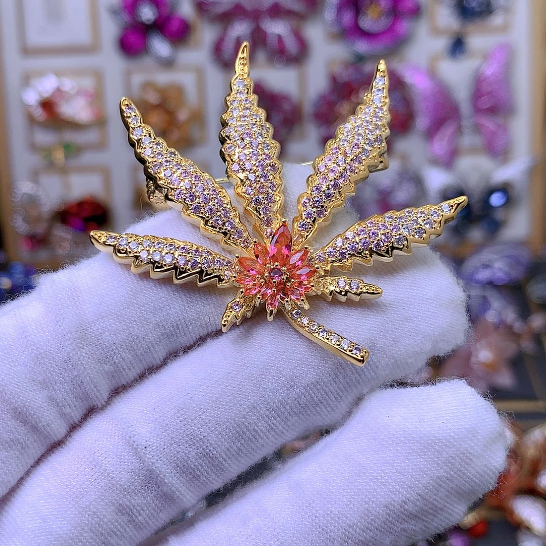 合成立方氧化锆铜胸针胸花