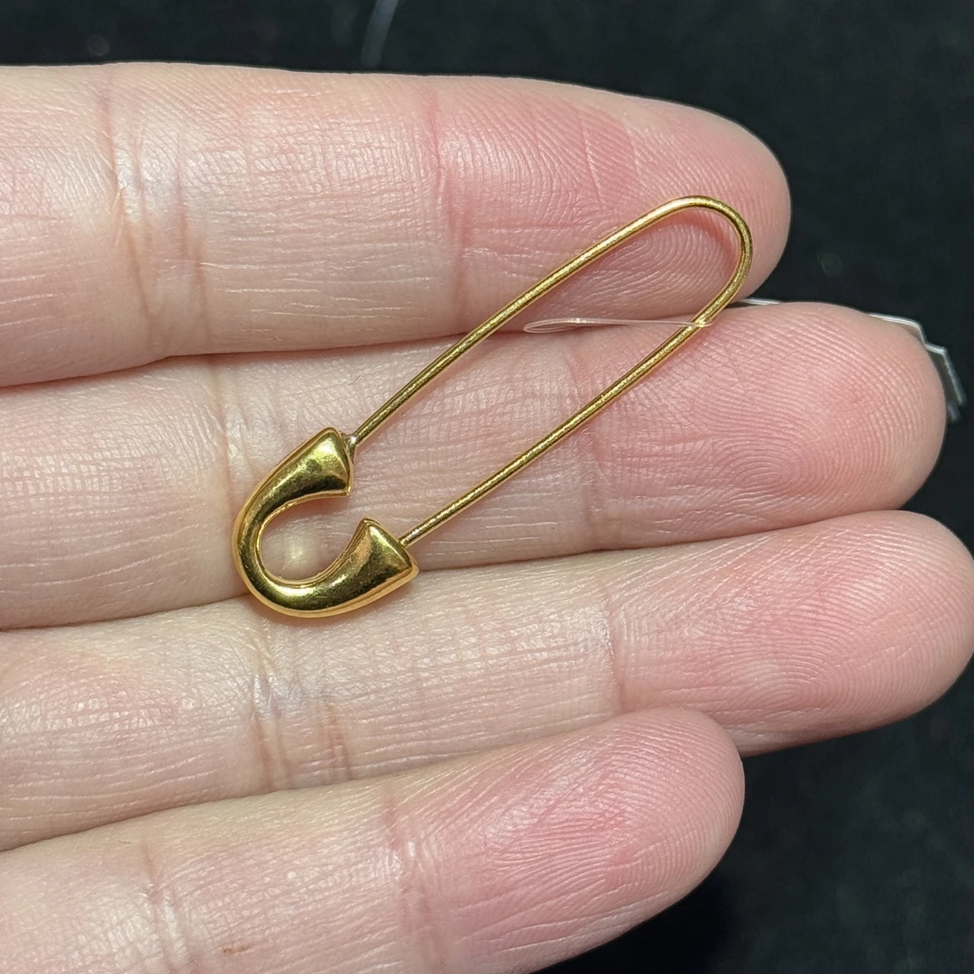 【宝宝别针】六桂福足金别针宝宝扣针黄金宝宝满月生日礼物百搭