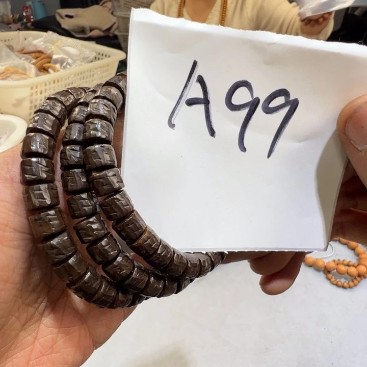 椰蒂手串A99—————-