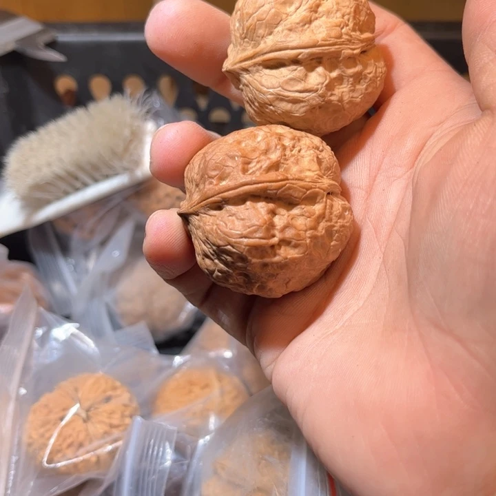 文玩核桃吊坠俗*人滇西63