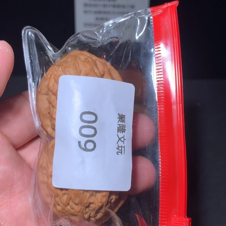 ****࿐文玩核桃吊坠36+金牛009