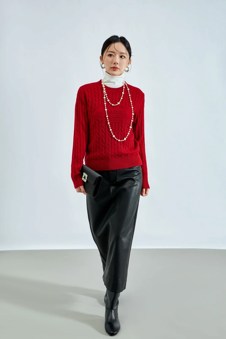 2025秋冬新款软糯奶黄色麻花针织毛衣女半高领宽松保暖打底上衣