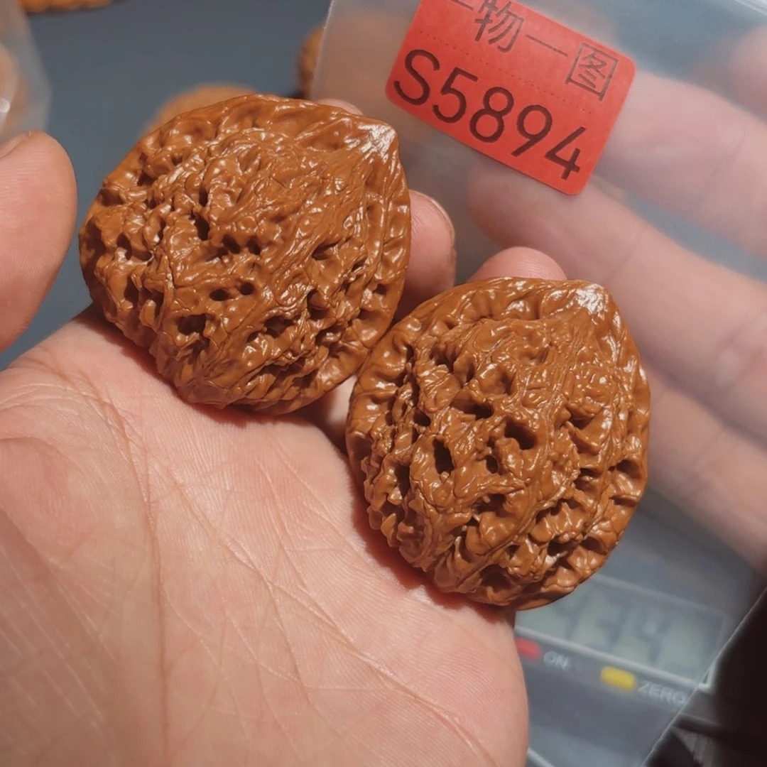文玩核桃把件水龙