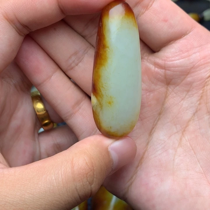 和田玉未镶嵌项链