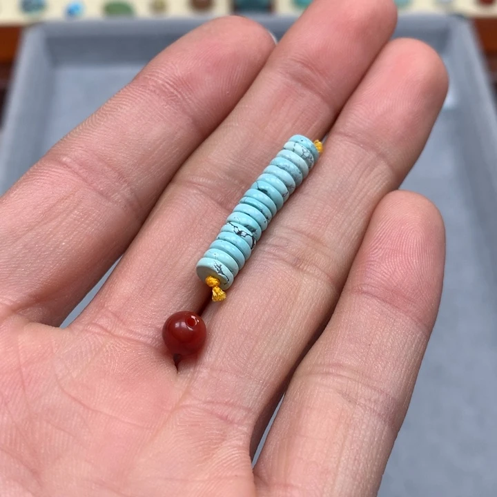 南红玛瑙配饰未镶嵌