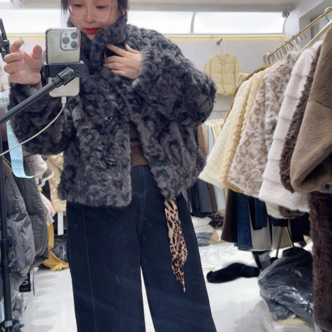 贝壳到140斤之内，你们放心拍，放心拍就可以