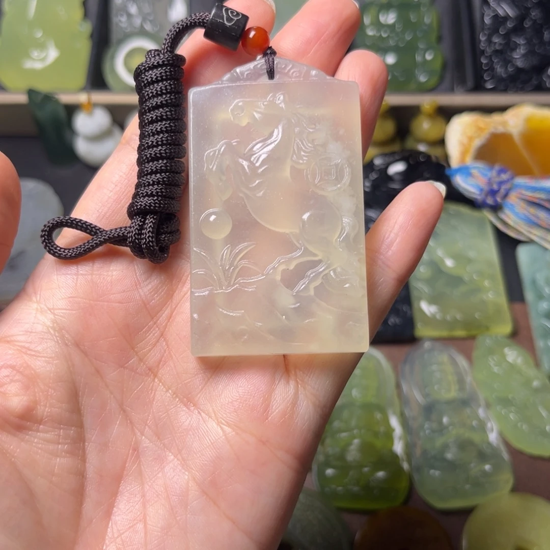 蛇纹石玉未镶嵌吊坠(不含链)