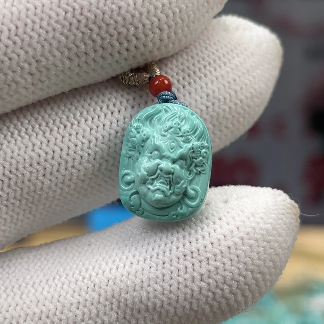 绿松石未镶嵌挂件