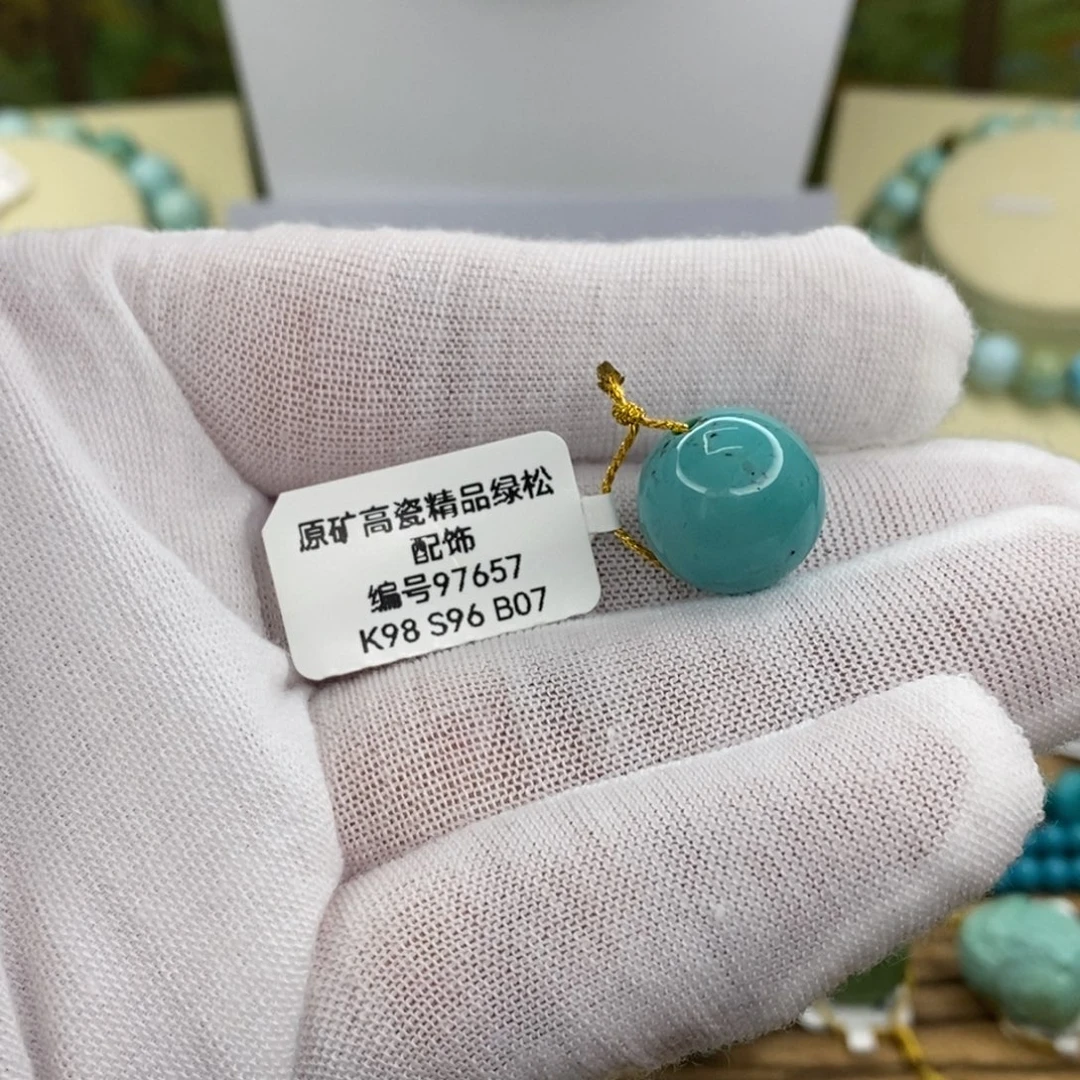 绿松石未镶嵌珠宝奇石14