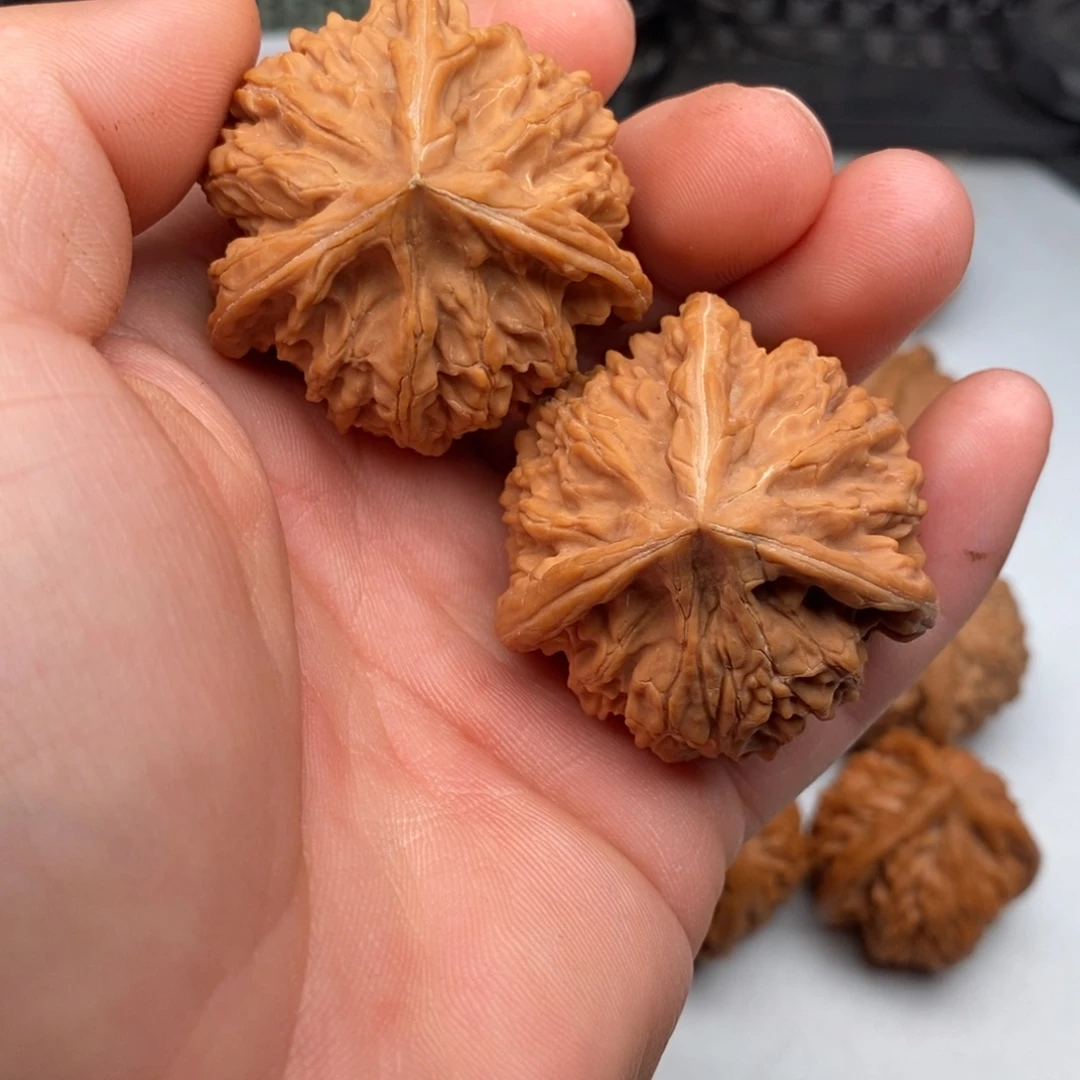 把件文玩核桃43三棱