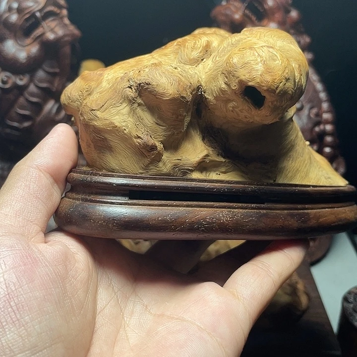 大叶紫檀（黑酸枝木类）