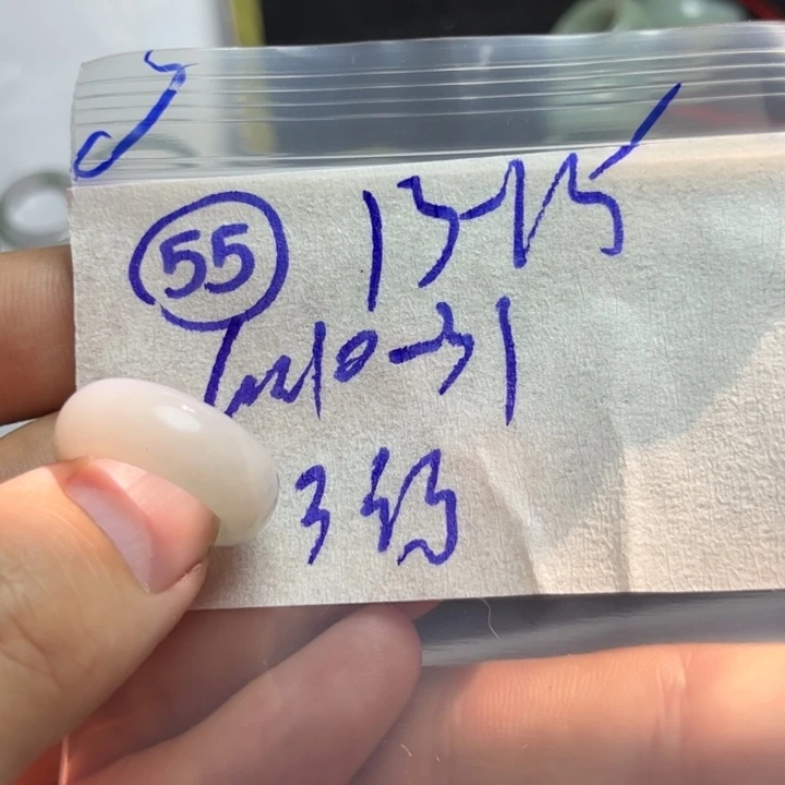 定制翡翠未镶嵌明天