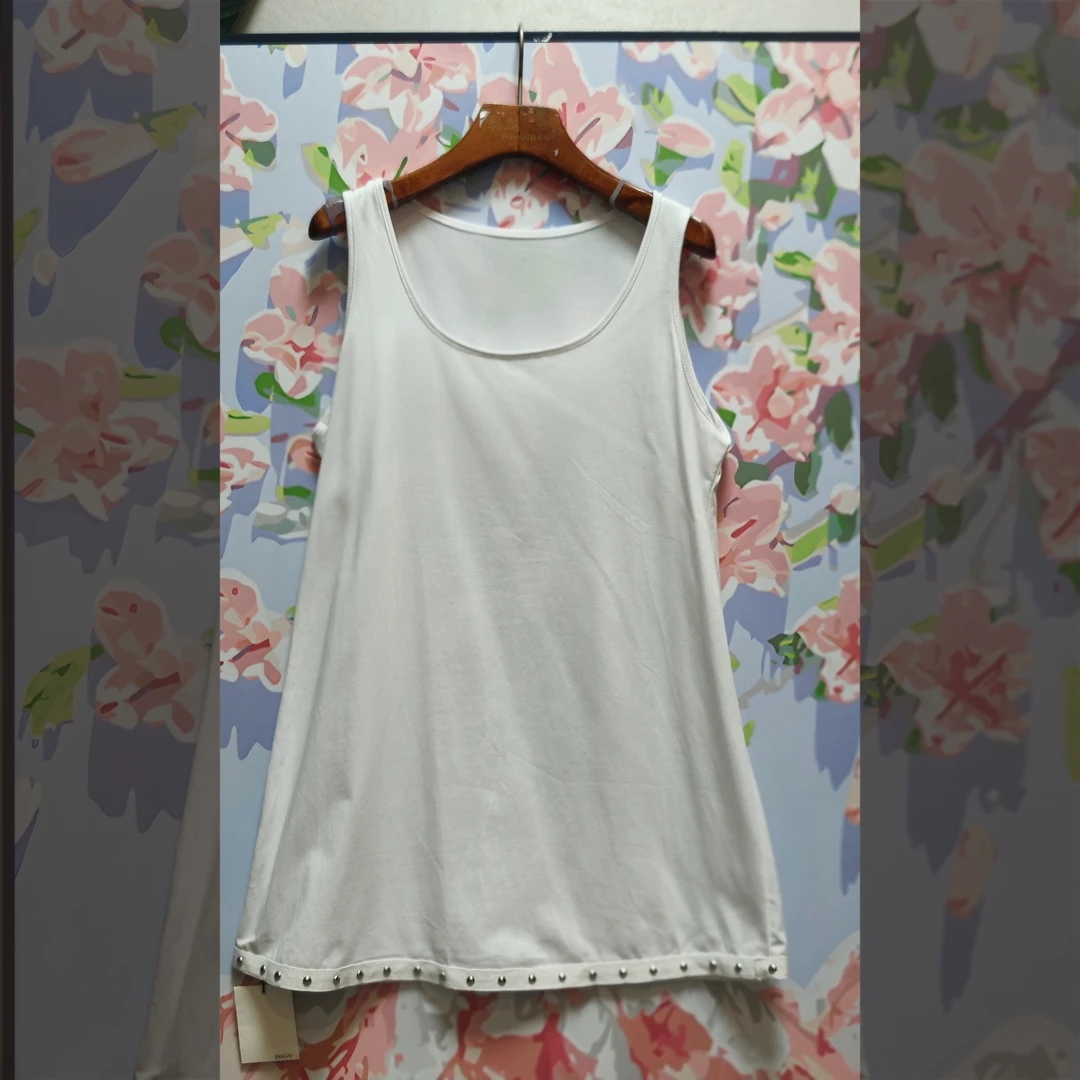 5913纯色铆钉中长款吊带背心宽松