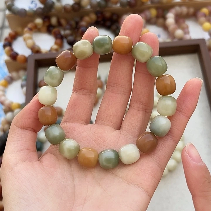 菩提根/象牙果手串卡13枣珠瑕