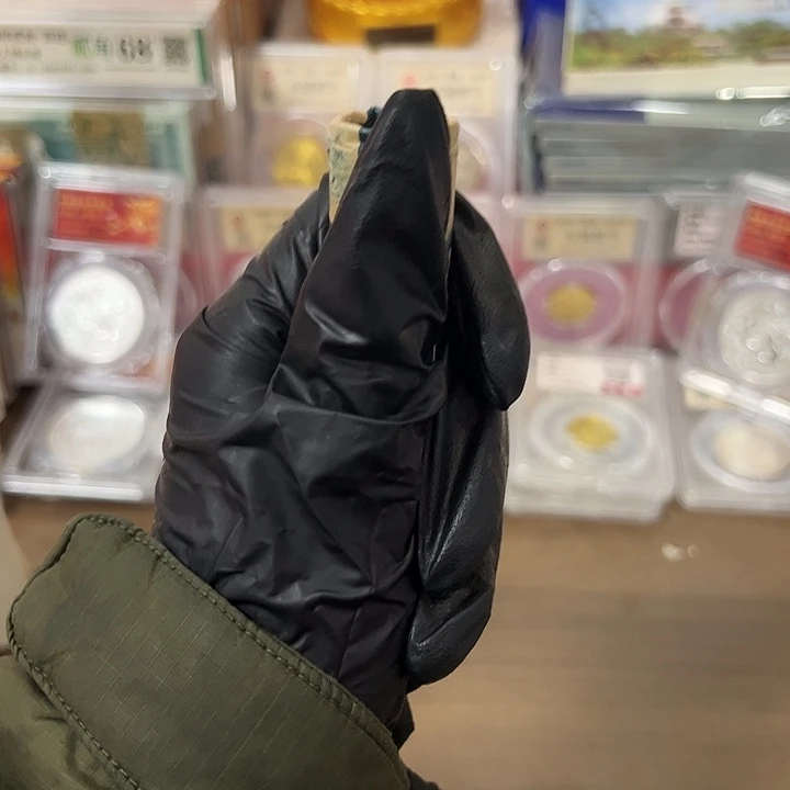 退市钱币19呵呵卷封装评级（发能看到年份的面)