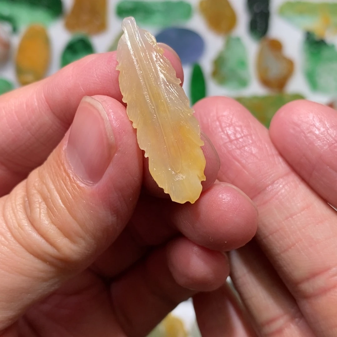 释***໑定制翡翠未镶嵌吊坠