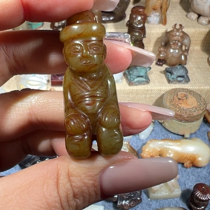 和田玉未镶嵌挂件