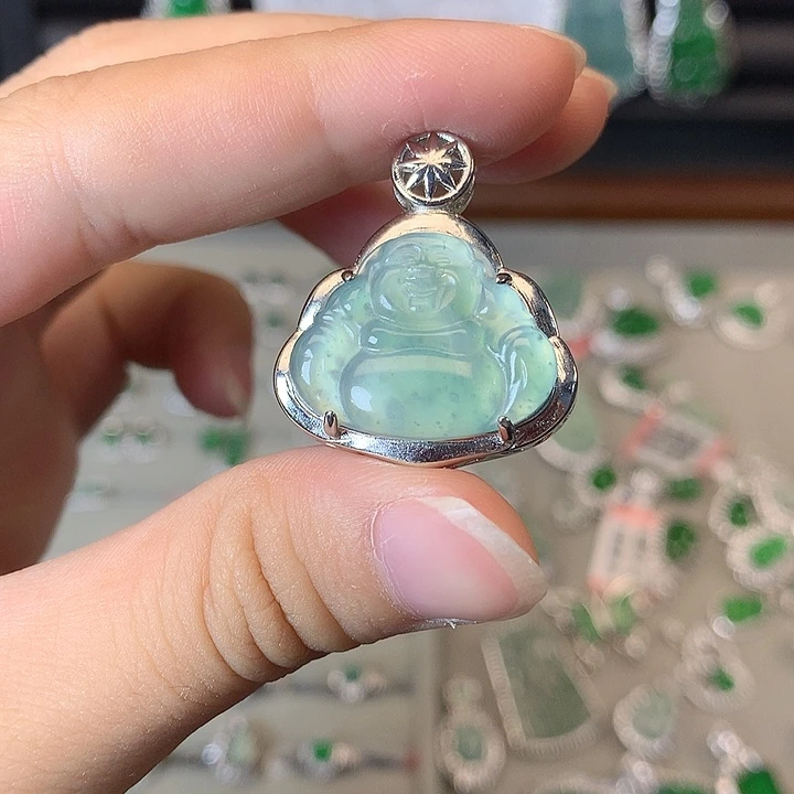 翡翠未镶嵌颈饰吊坠