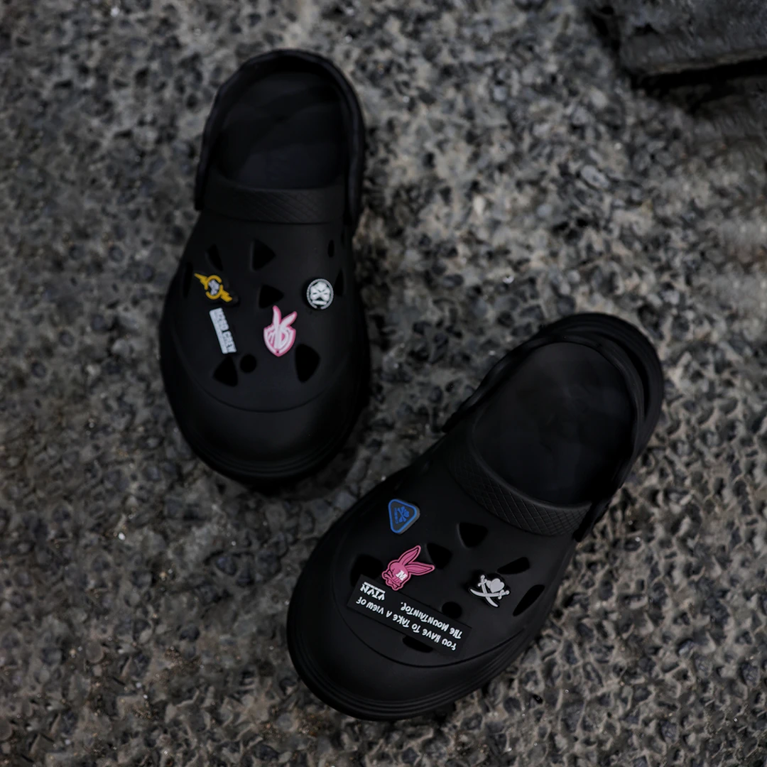 VTVN&M26D联名款黑洞系列夏季洞洞鞋时尚休闲厚底透气包头拖鞋