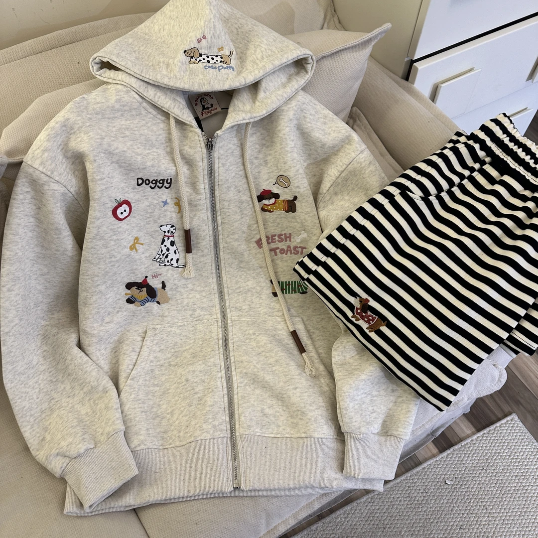 千万祖贤-「减龄卡通」韩国刺绣宽松拉链韩版开衫长袖卫衣女潮#3002