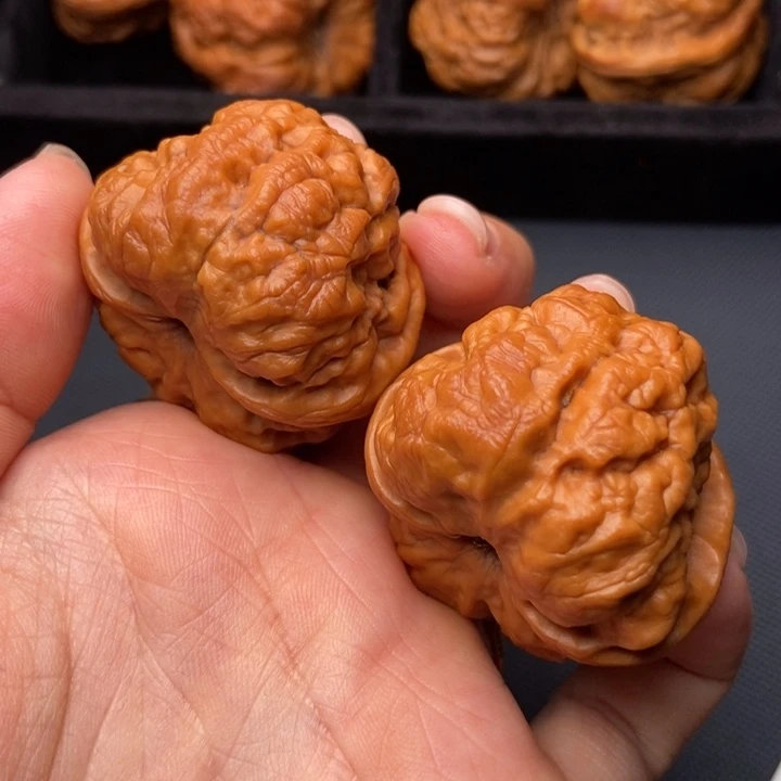 文玩核桃吊坠秦岭核桃