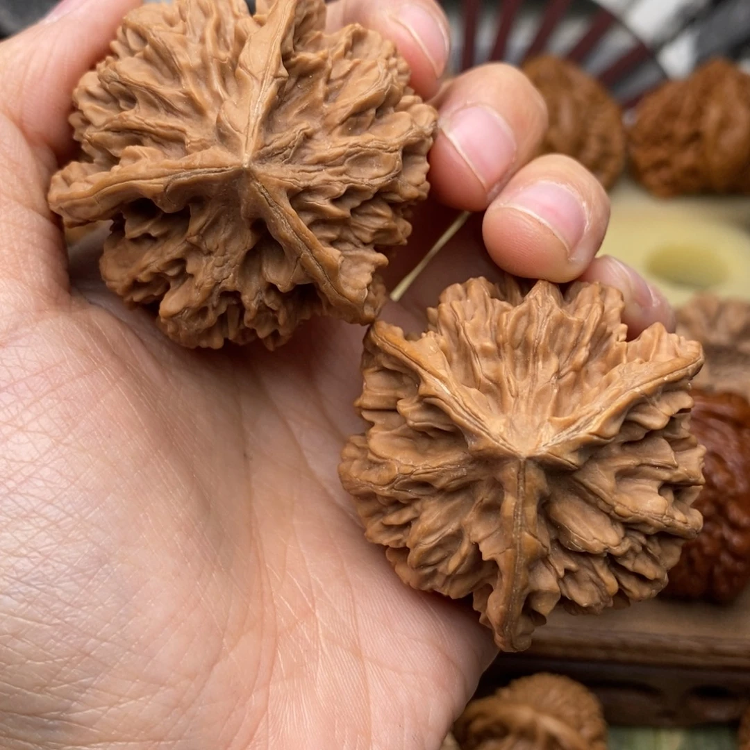 把件文玩核桃47全品三棱