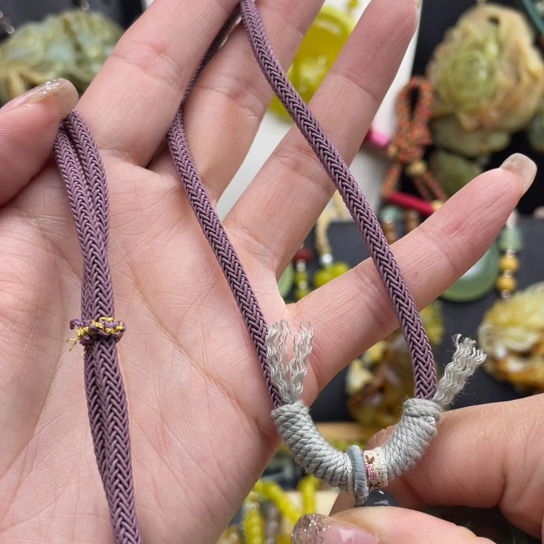 蛇纹石玉未镶嵌颈饰『****』