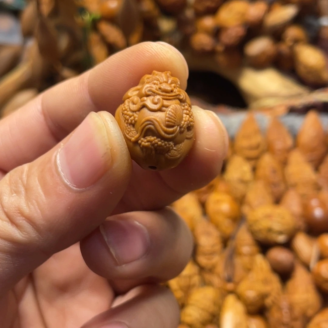 手串/手链橄榄核金蟾钱袋子818