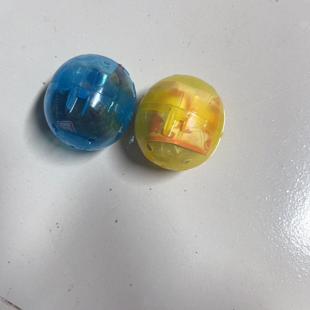 扭蛋两个正版全新