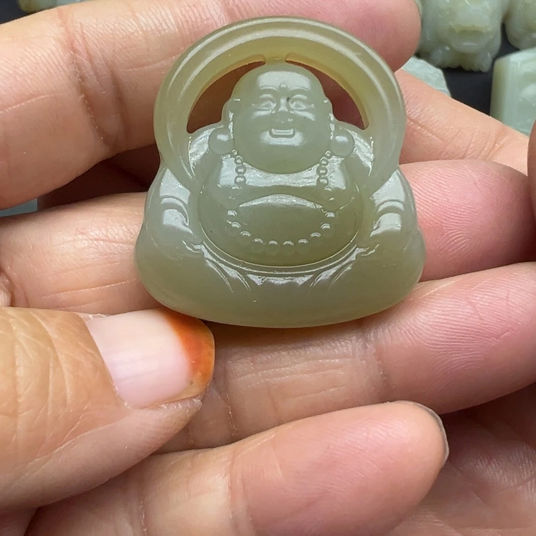 和田玉（糖玉）未镶嵌颈饰