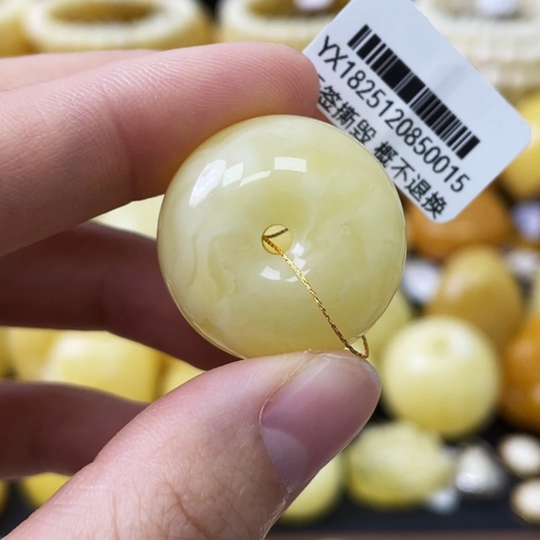 蜜蜡未镶嵌珠宝奇石25.4*14.4mm浓白蜡飘花 扣子
