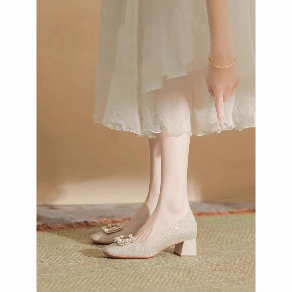 高跟鞋脚肥脚宽大码女鞋水钻粗跟单鞋伴娘主婚纱婚鞋不累脚