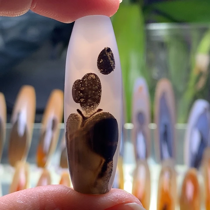 未镶嵌玛瑙/玉髓珠宝半成品81