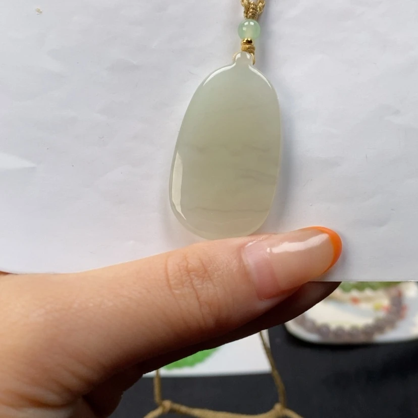 【闪购商品】颈饰未镶嵌和田玉（糖玉）