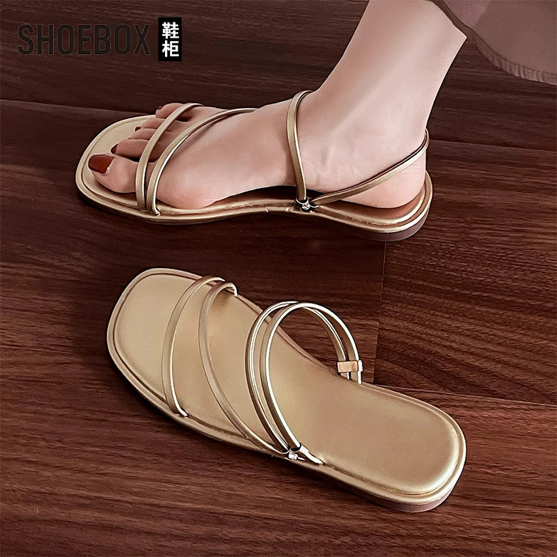 SHOEBOX鞋柜绝美不累脚凉鞋女2025夏新款时尚高级感平底凉拖鞋