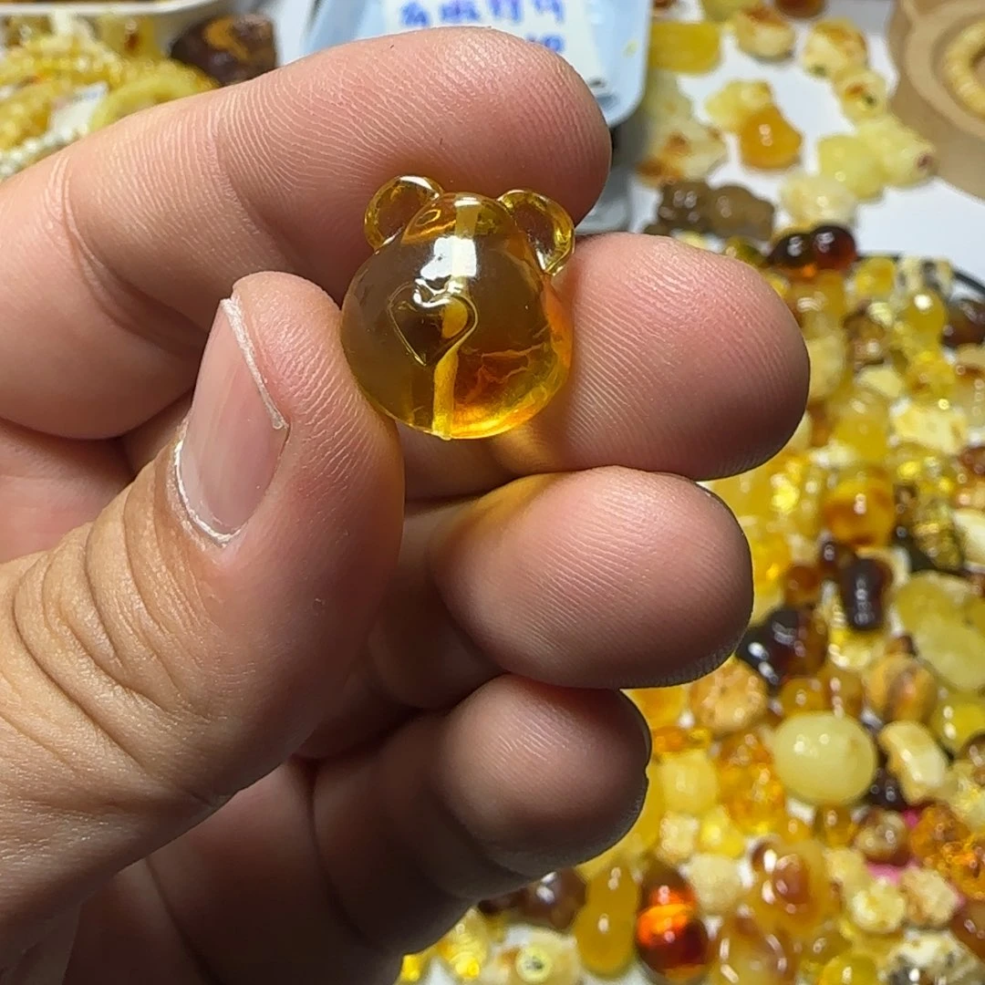 琥珀未镶嵌裸石1.62克