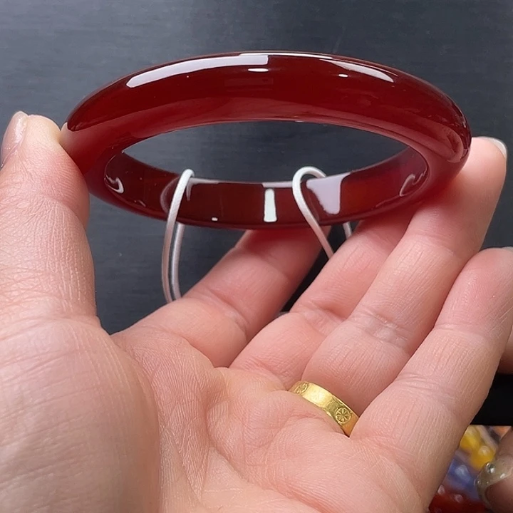 玛瑙/玉髓未镶嵌手镯60.3