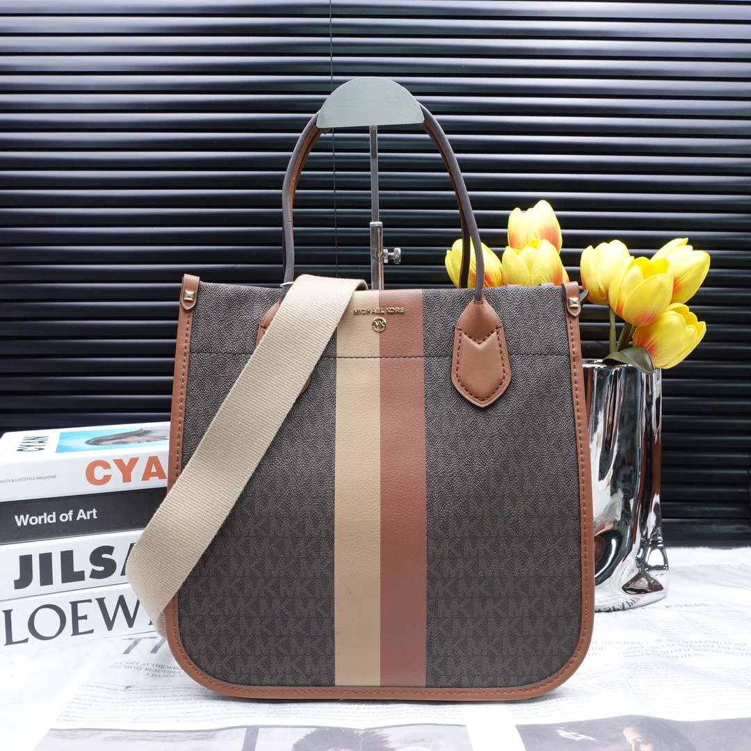 95新 MICHAEL KORS/迈克高仕 单肩包/T10298386