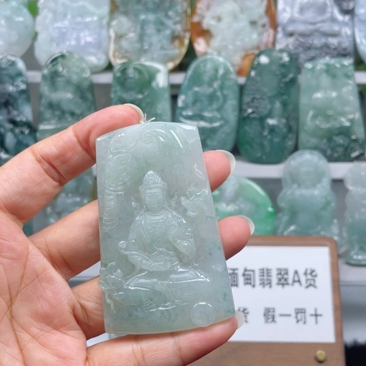 颈饰未镶嵌翡翠普贤菩萨