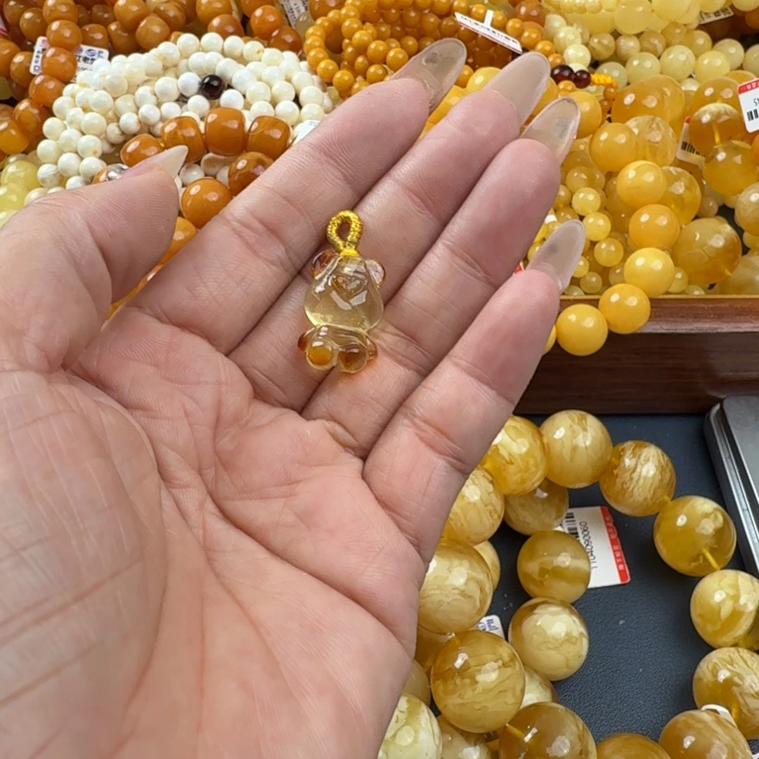 琥珀未镶嵌珠宝奇石