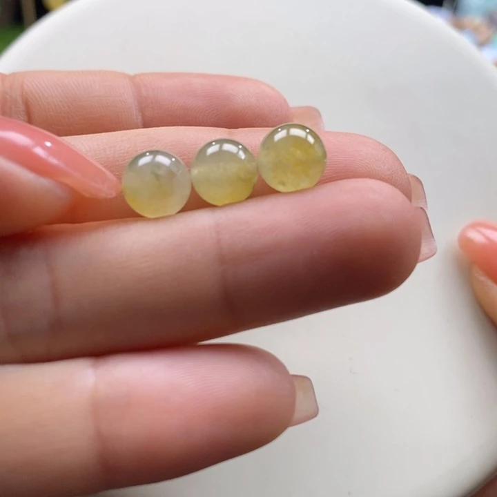 翡翠吊坠(不含链)未镶嵌翡翠冰黄飘色圆珠随机发一件