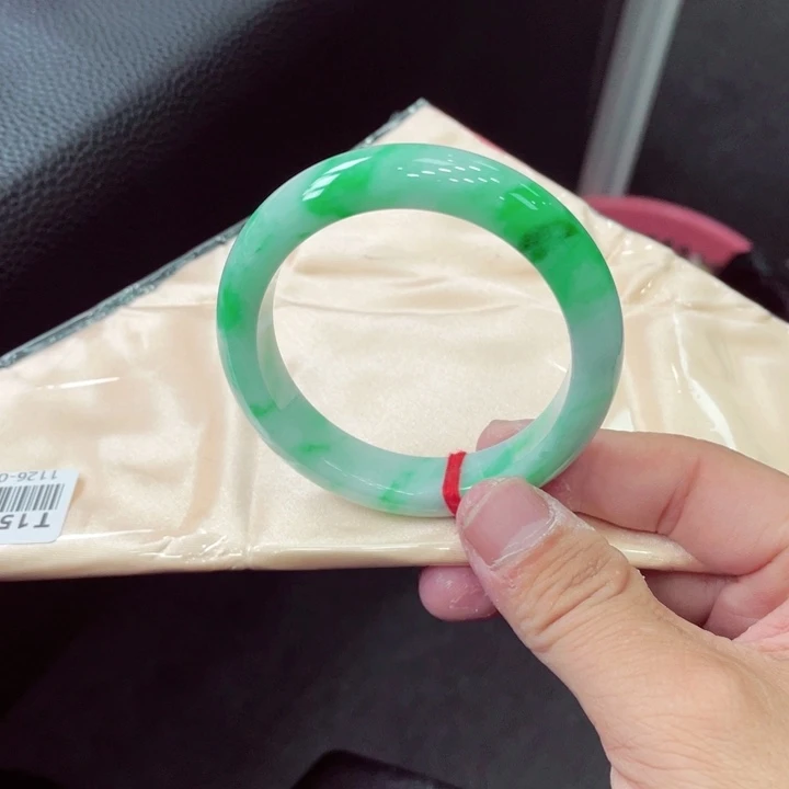 未镶嵌手镯翡翠翡翠