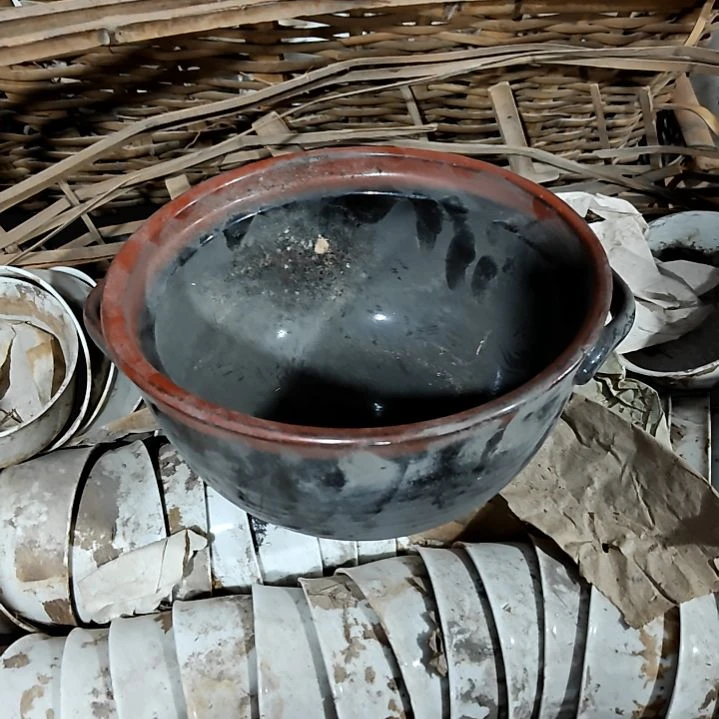 摆件陶瓷盘子碗啥都有