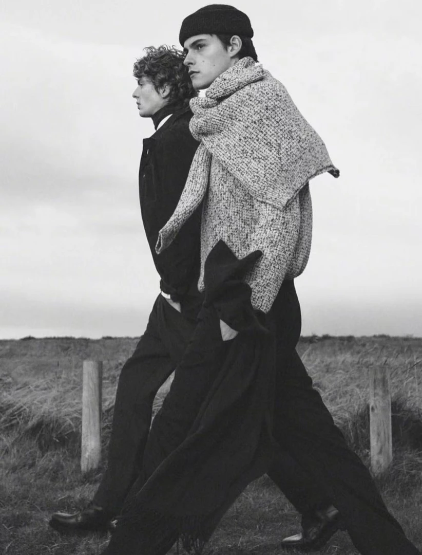 50号-【全新未拆封】P86春夏新款时尚简约百搭卫衣