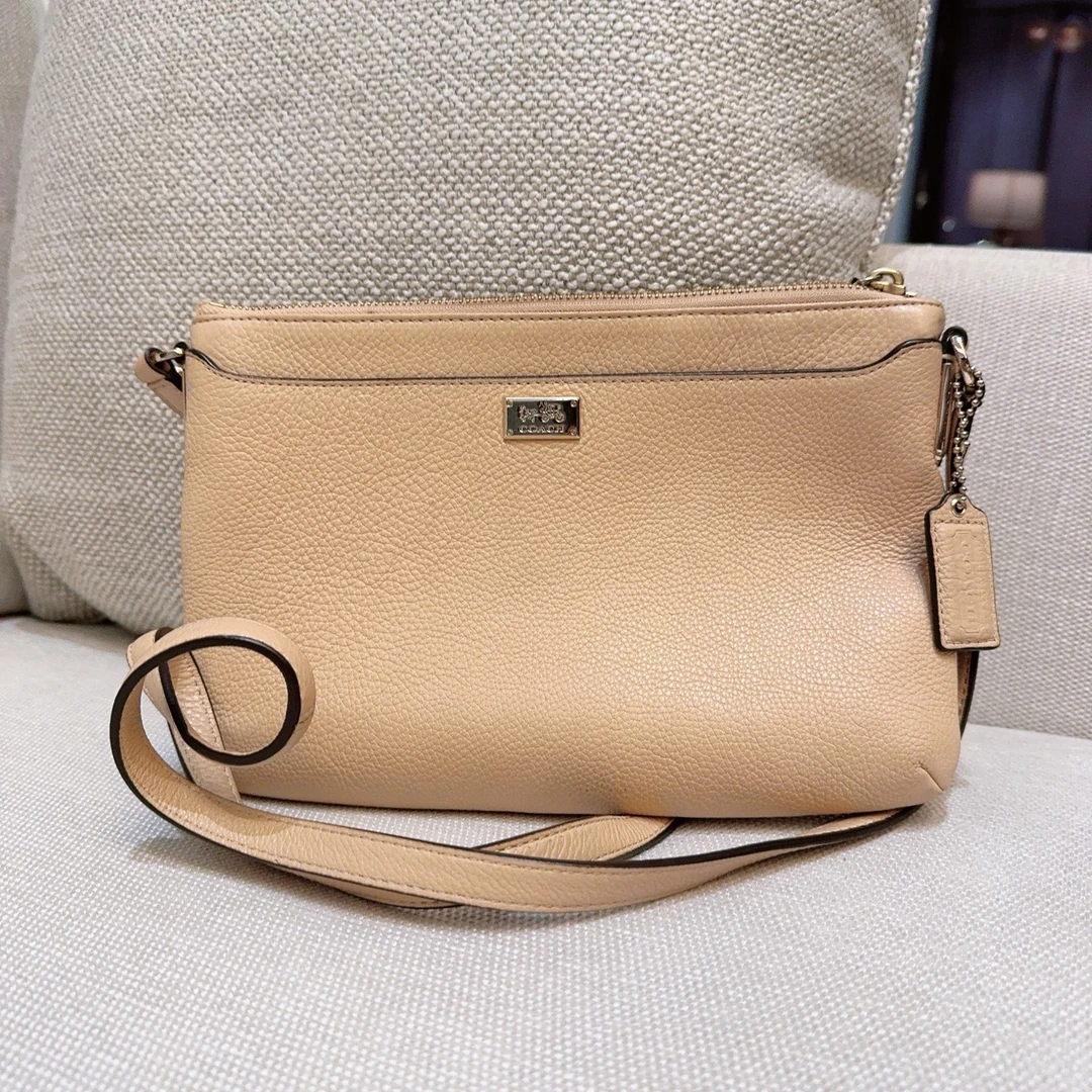 95新 COACH/蔻驰  奶茶色单肩包 1533 4251