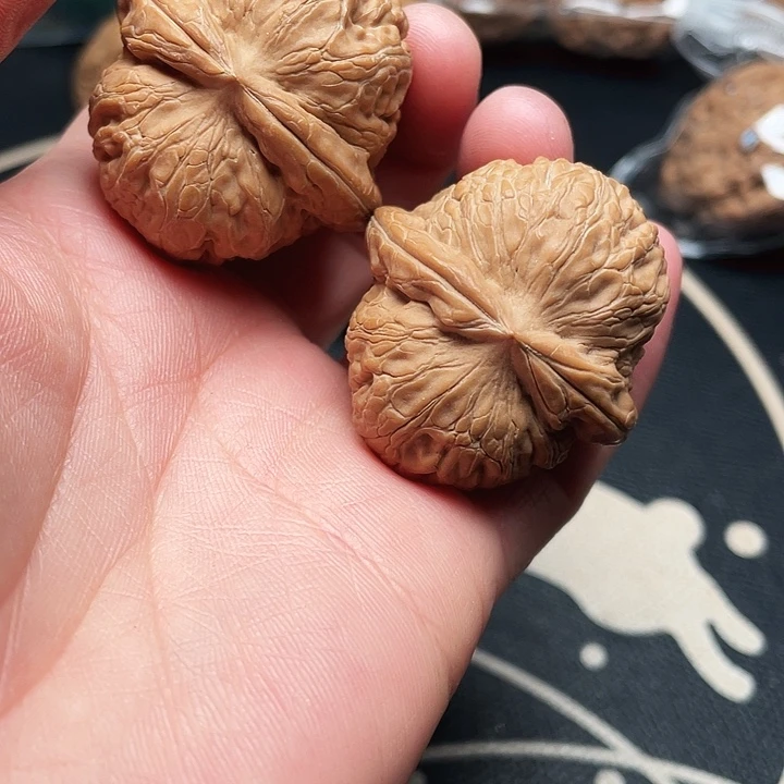 文玩核桃把件平谷元宝