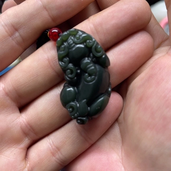 和田玉颈饰未镶嵌比*东