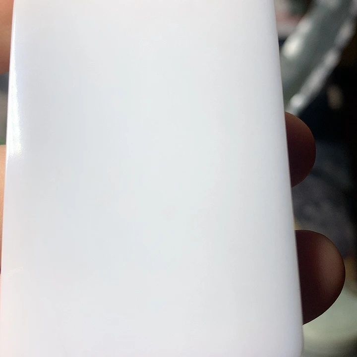颈饰未镶嵌和田玉（糖玉）金***山