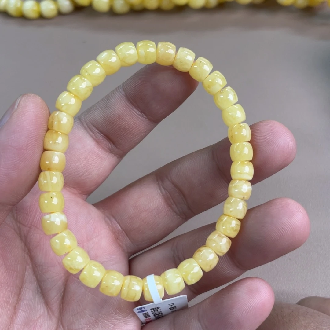 琥珀裸石未镶嵌1200000000