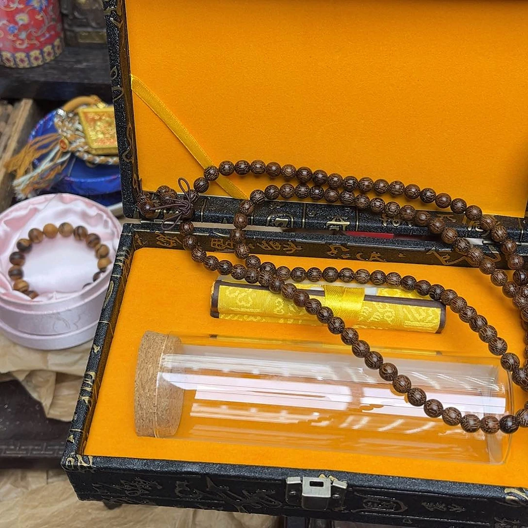 大叶紫檀（黑酸枝木类）